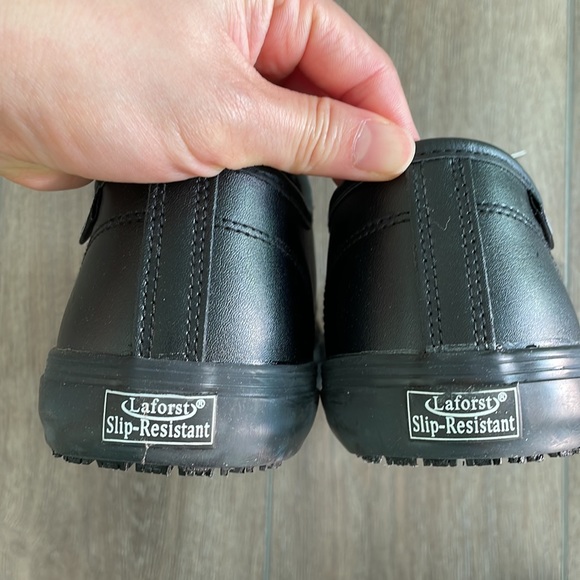 NWT Laforst Carols 3514-01Mens Slip Resistent Genuine Leather Shoes in Size 9.5 - Picture 4 of 7